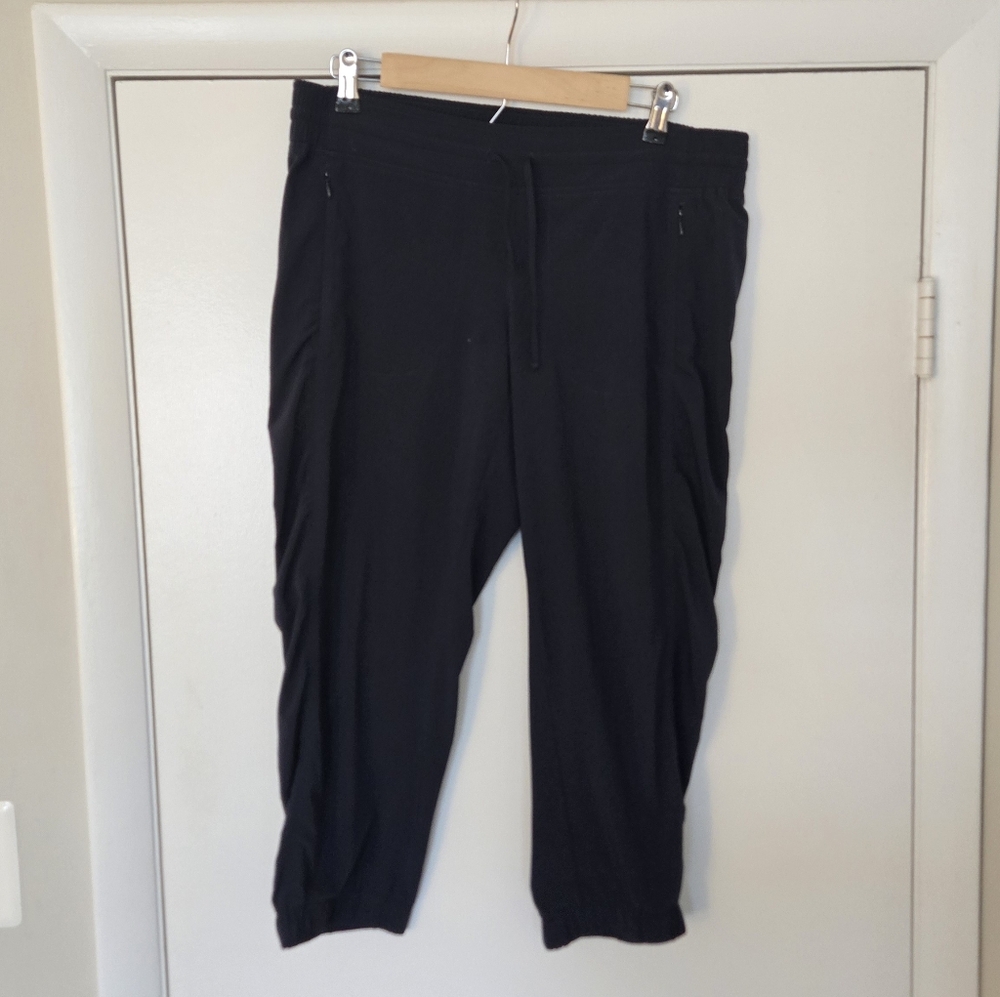 Athleta Navy Blue Cropped Jogger Pant Size 10